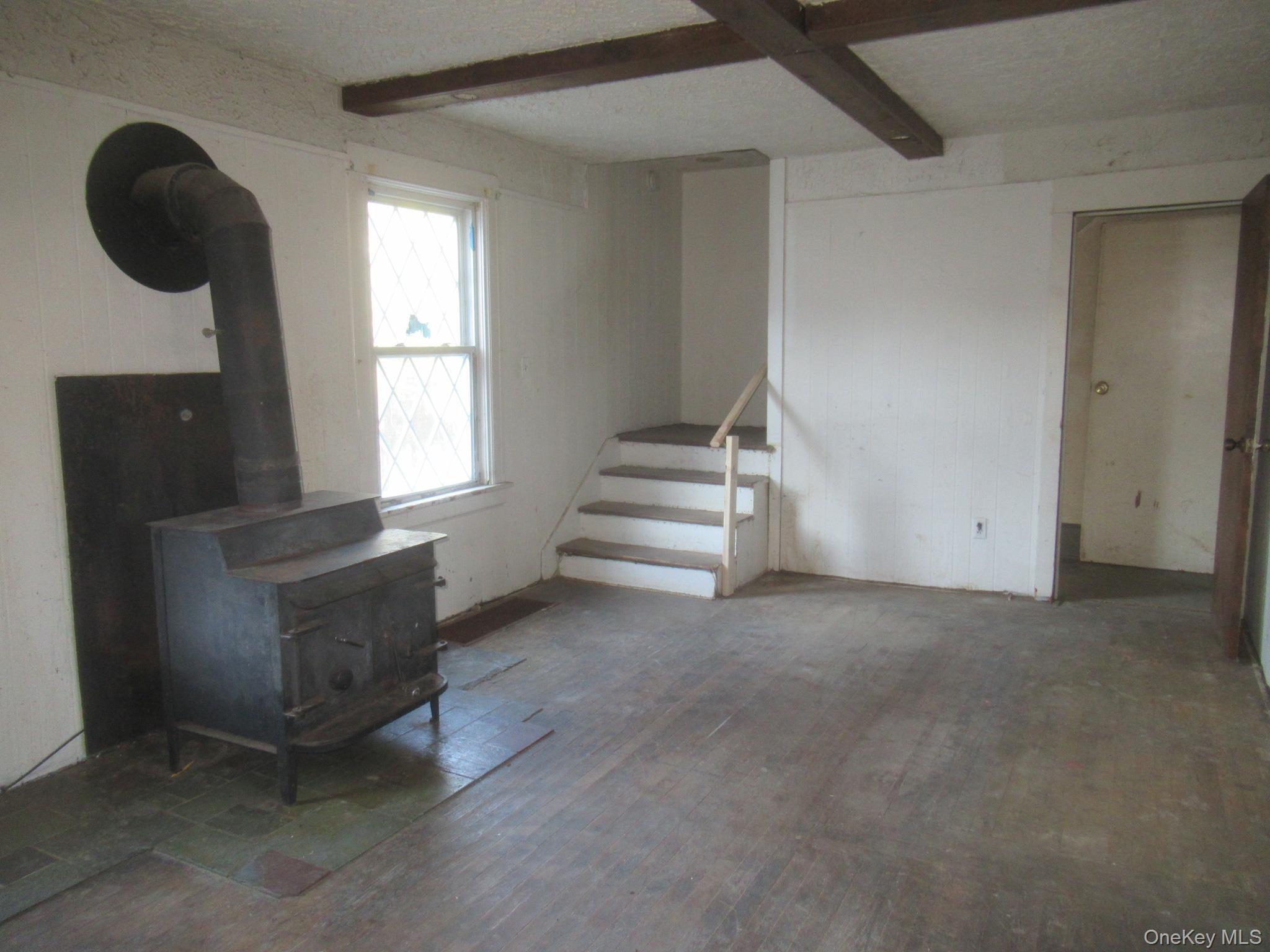 7 Streit Avenue thumbnail 10