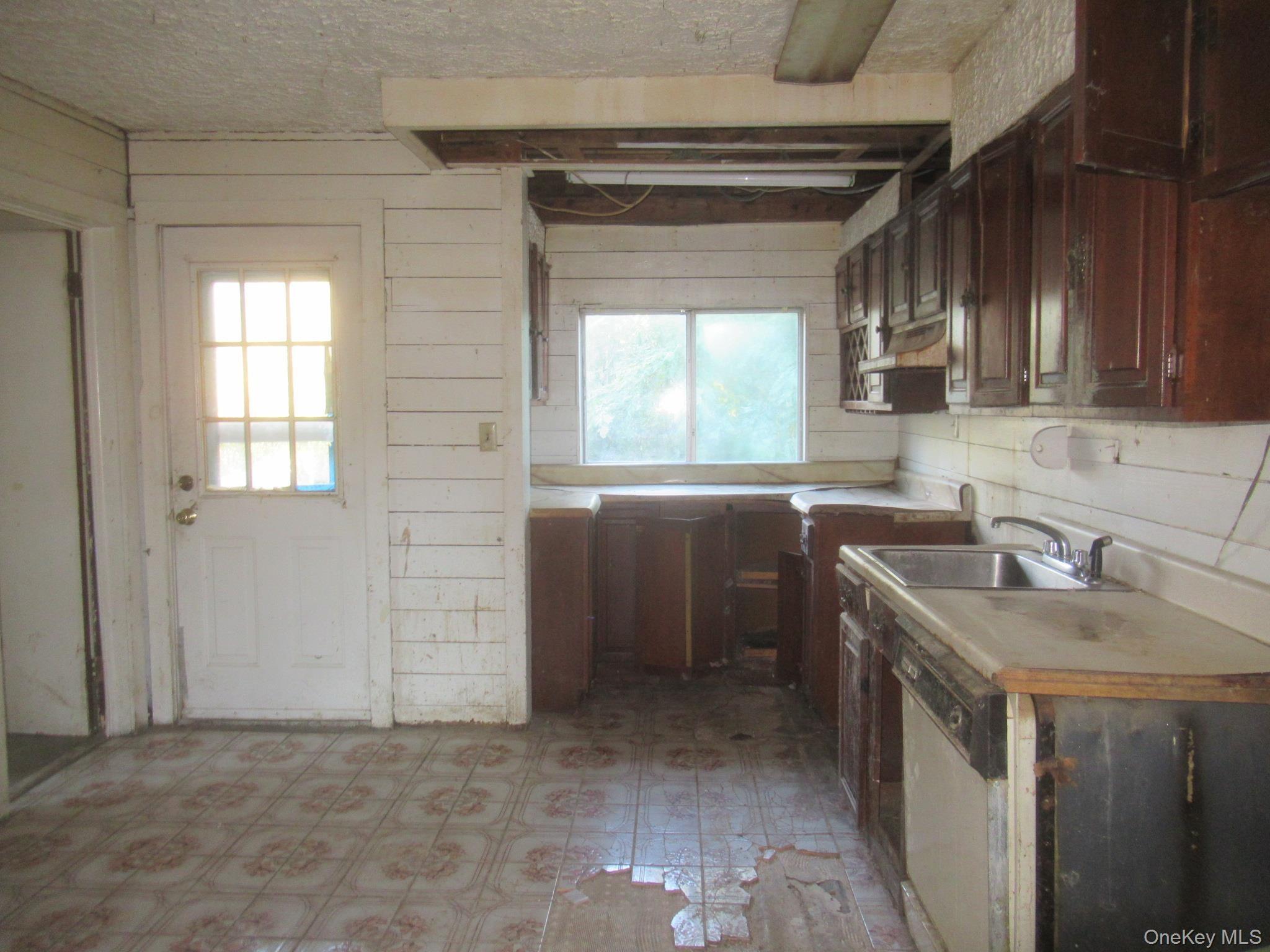 7 Streit Avenue thumbnail 12