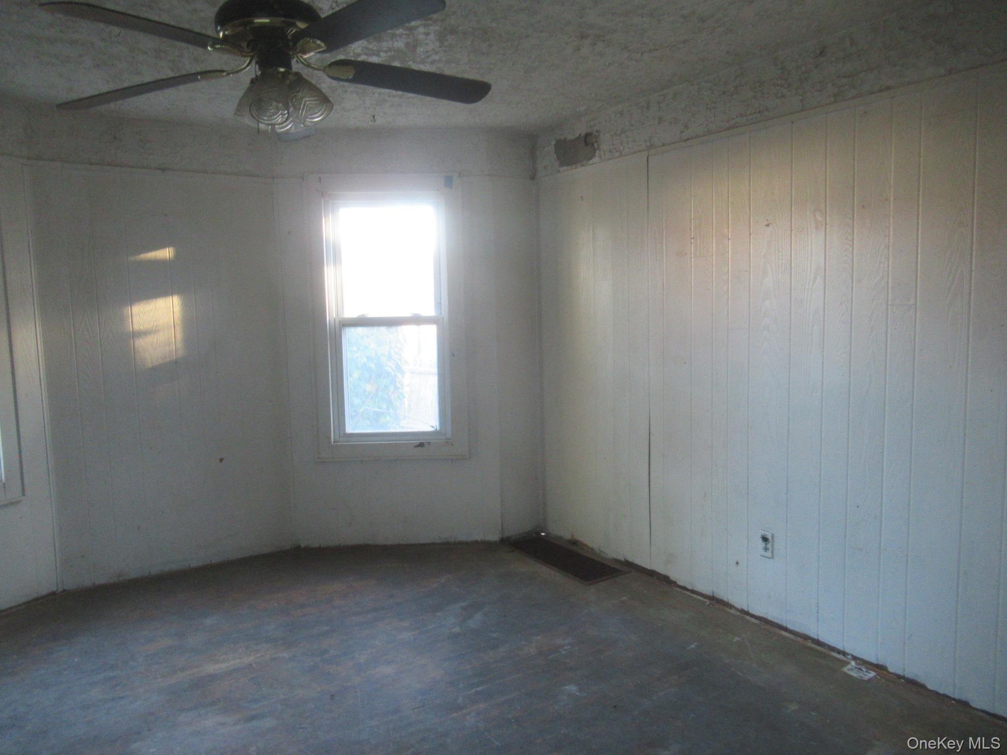 7 Streit Avenue thumbnail 8