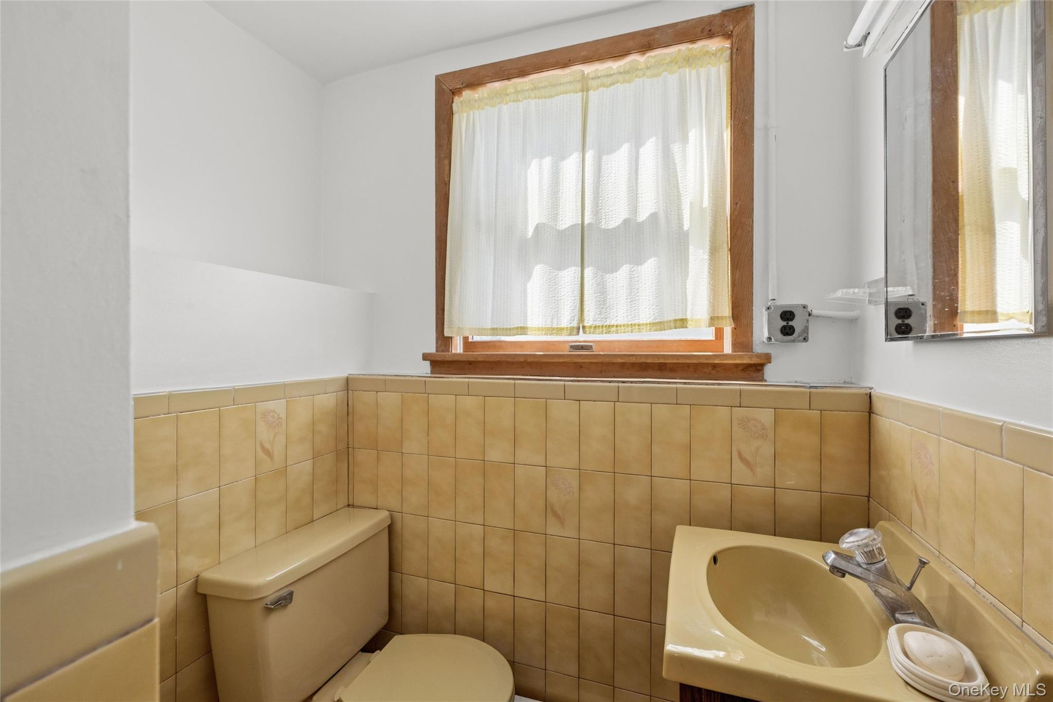 2832 Bell Boulevard thumbnail 15
