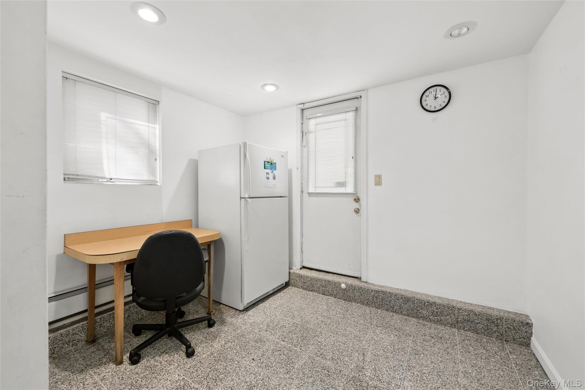 2832 Bell Boulevard thumbnail 14