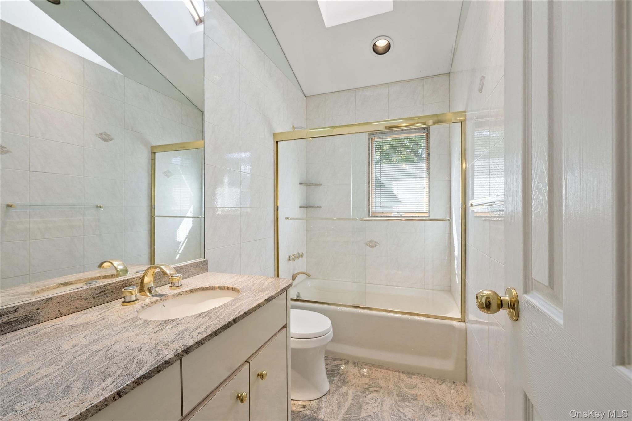 2832 Bell Boulevard thumbnail 12