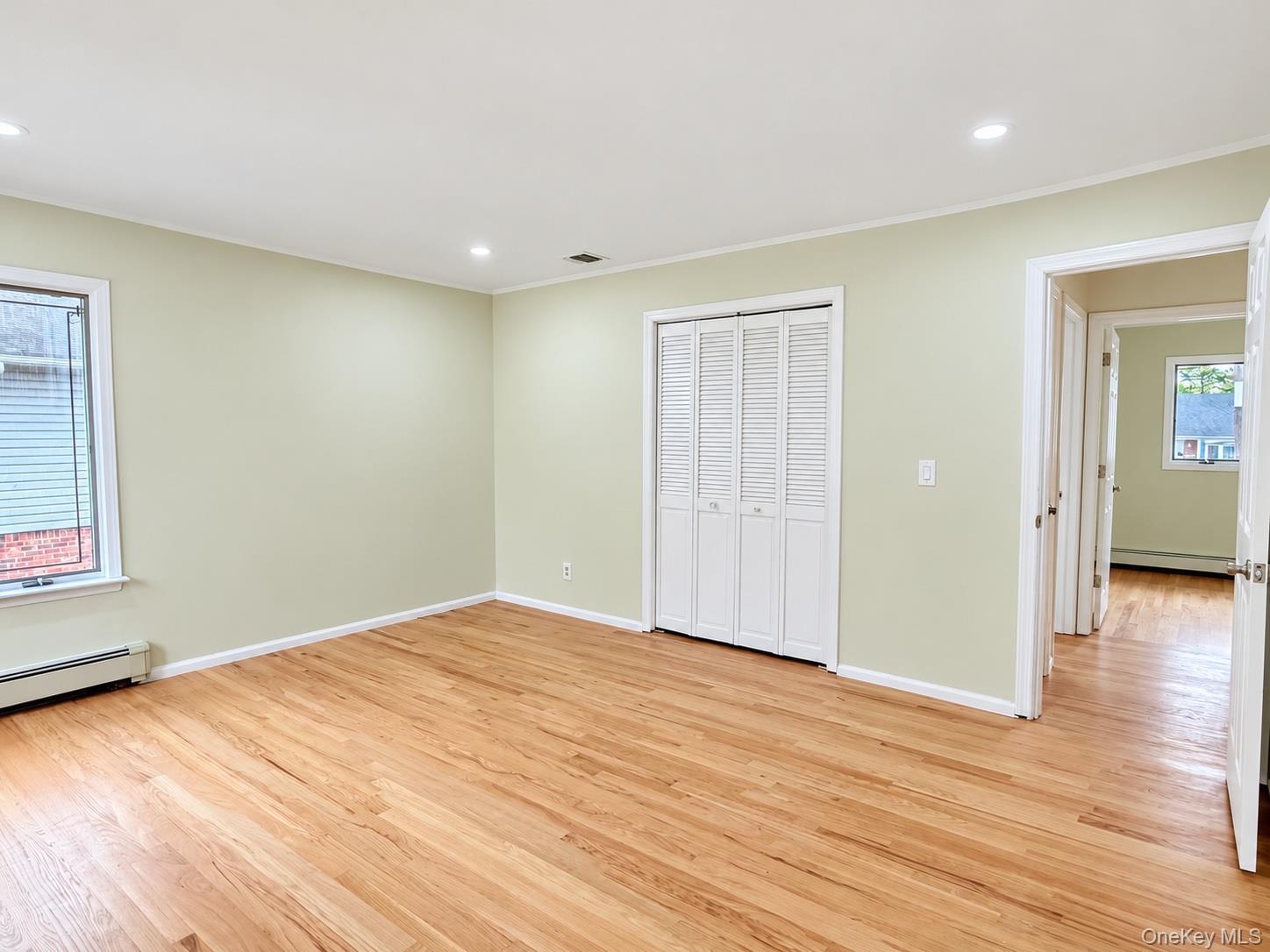 2161 Isabelle Court thumbnail 8