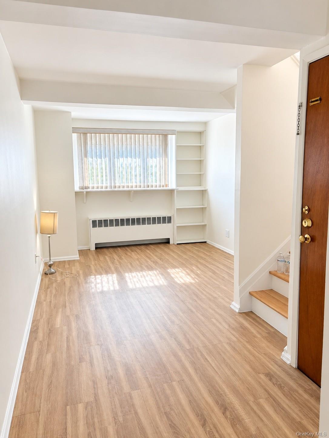 2161 Isabelle Court thumbnail 11