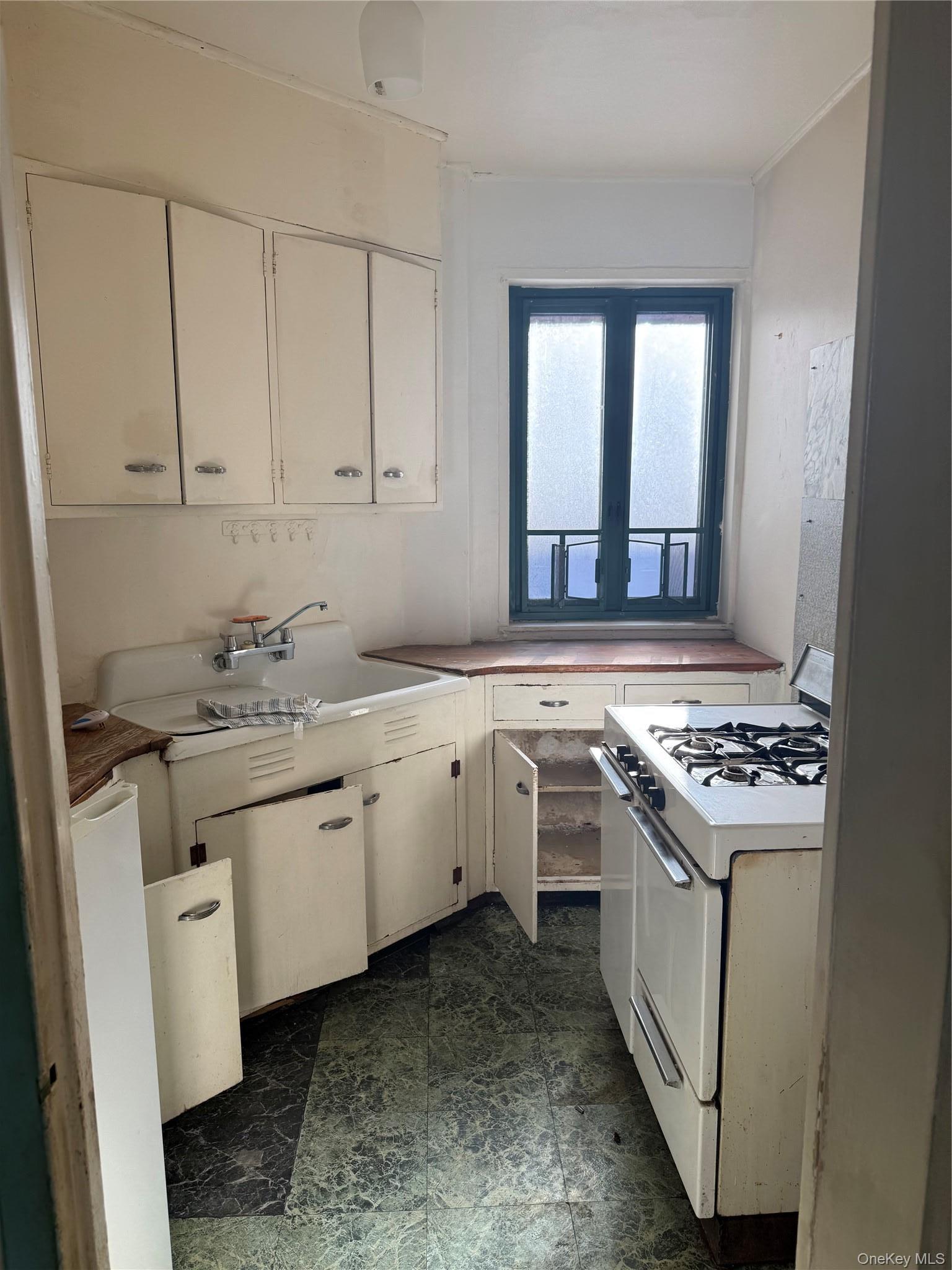 1530 Metropolitan Avenue Unit: 7, Bronx