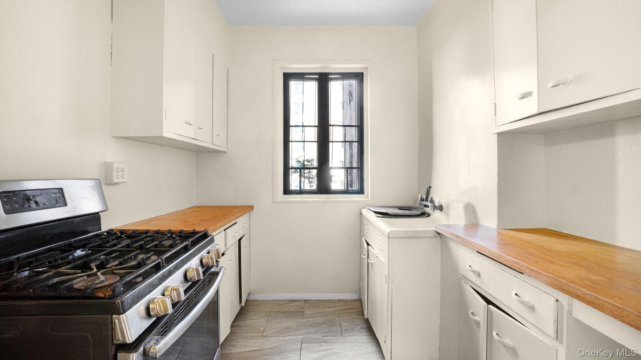 1410 Metropolitan Avenue Unit: 3I thumbnail 7