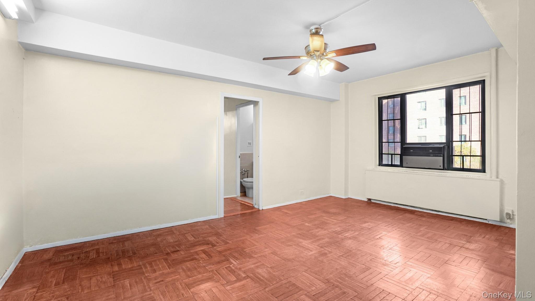 1410 Metropolitan Avenue Unit: 3I thumbnail 4