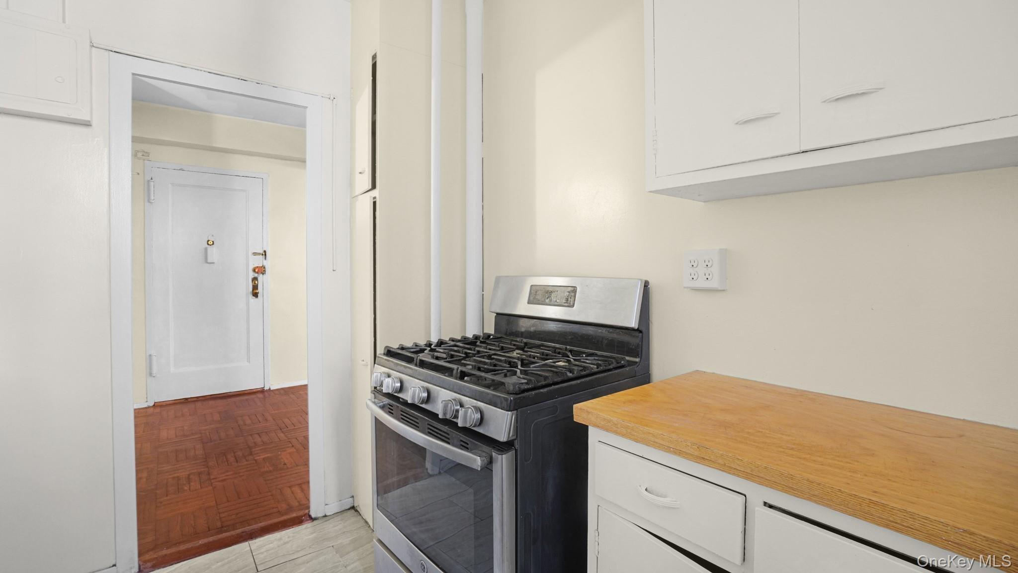 1410 Metropolitan Avenue Unit: 3I thumbnail 9