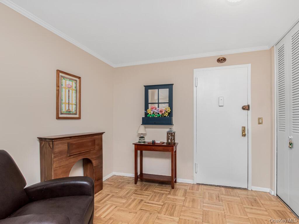 415 Gramatan Avenue Unit: 1C thumbnail 3