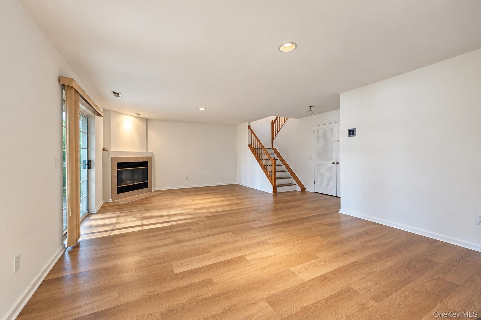 83 Roundtop Road thumbnail 28