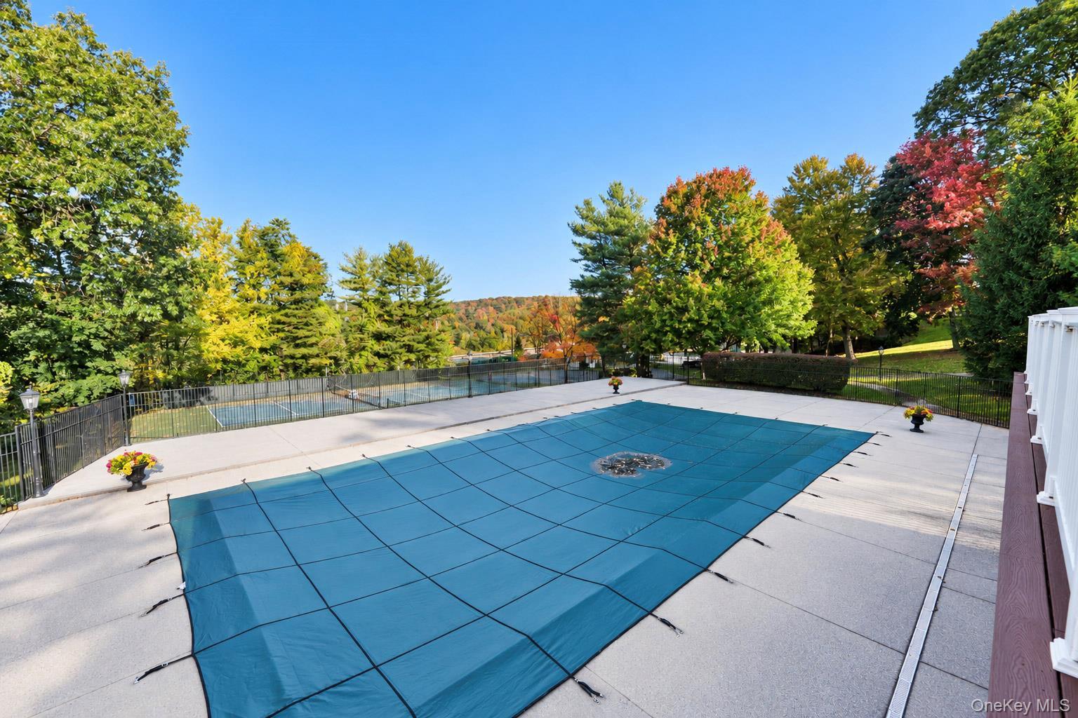 83 Roundtop Road thumbnail 37