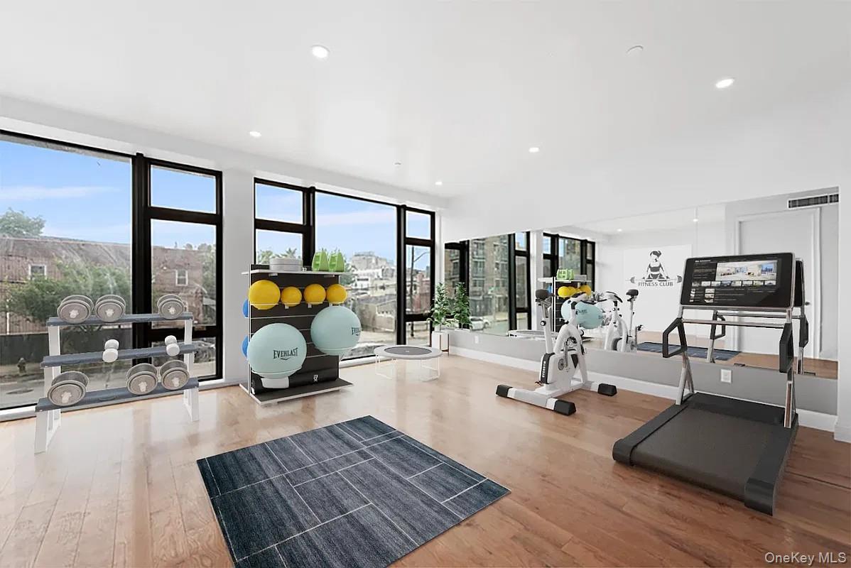 2806 21st Street Unit: 2FA thumbnail 7
