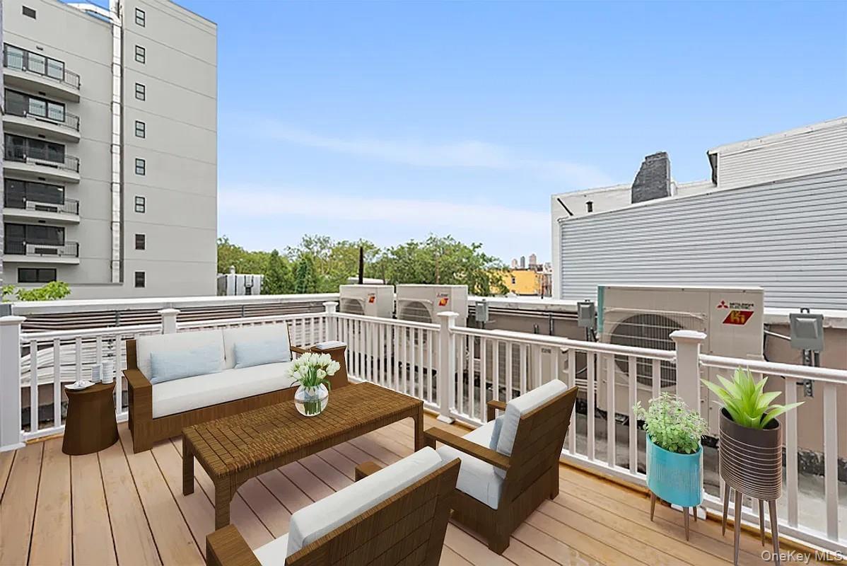 2806 21st Street Unit: 2FA thumbnail 6